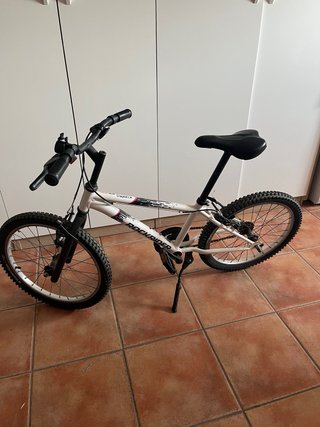 Bicicleta infantil Rockrider ST 500