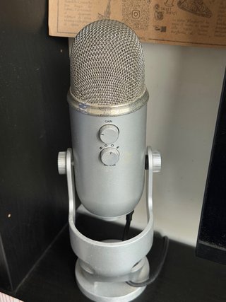 Microfono Blue Yeti Argento