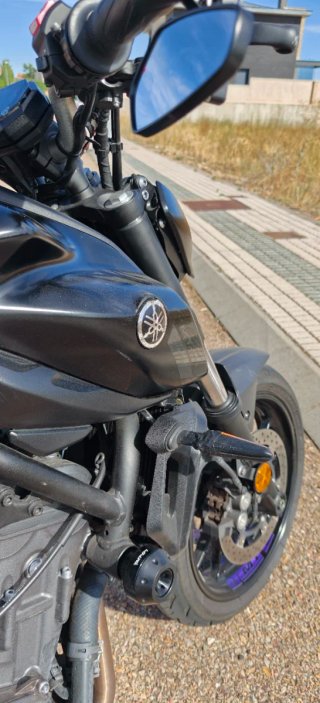 Yamaha MT-07 Naked