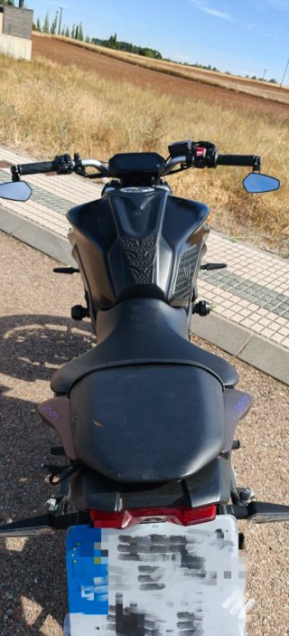 Yamaha MT-07 Naked