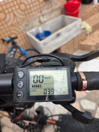 Monopatín Eléctrico B-Mov 4 Pro 800W 520€ negociab