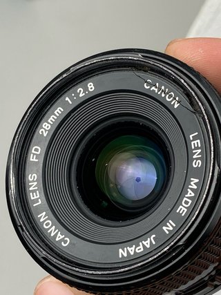 Canon FD 28mm 1:2.8 Lente