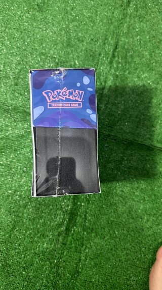 ETB Chaos Rising En Inglés