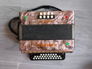 Acordeón Hohner Club IIB