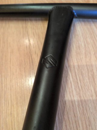 Manillar Scooter Striker Gravis Negro