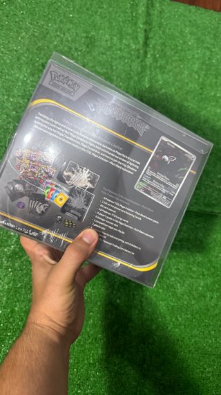 Pokemon ETB Pitch Black Caja Entrenador Elite