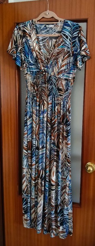 Vestido de lycra fría estampado