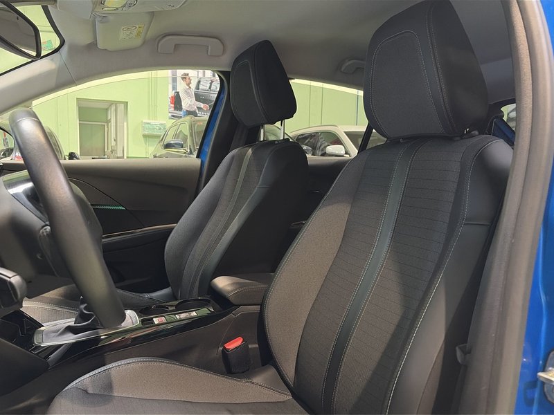 Peugeot 208 2022, foto 8
