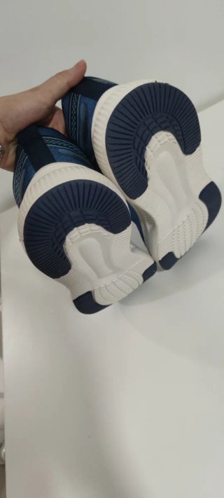 Zapatillas Jomix Azul Marino y Blanco