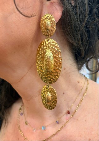 Pendientes largos dorados Luxenter