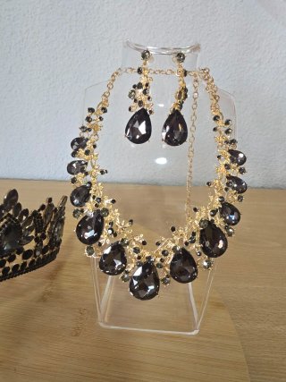 Conjunto Tiara y Collar Quinceañera