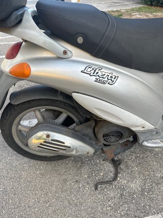 Piaggio Liberty Plata Scooter