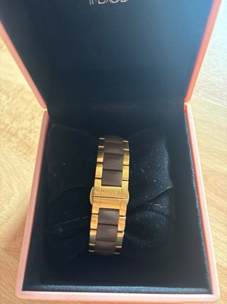 Reloj Tous Dorado Poco Uso
