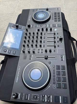 Denon SC Live 4 Controladora DJ