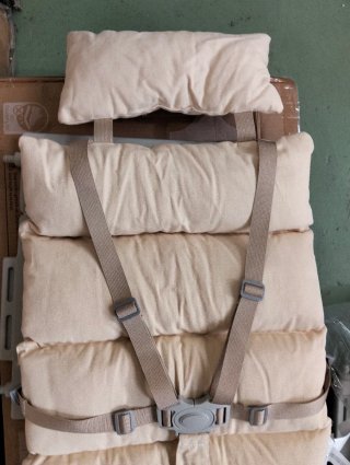 COSTWAY Sedia a Dondolo per Bambini, Poltrona Reclinabile con Schienale Regolabile, Cuscino Rimovibile e Lavabile, Cintura di Sicurezza, Sedia a Dondolo per Bambini di 6+ Mesi, Asilo Nido (Grigio) BC10343GR