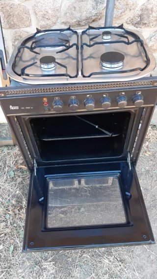 Cocina y horno Teka HE-490 ME