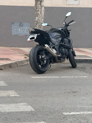 Kawasaki Z750 Negra