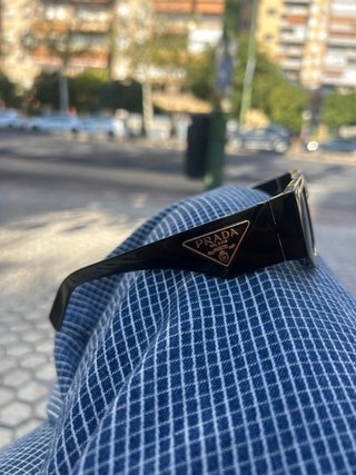 Gafas de sol Prada negras
