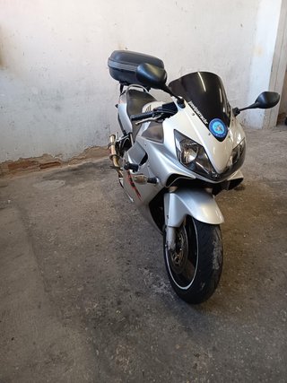 Honda CBR 600F Plata - Lista para rodar