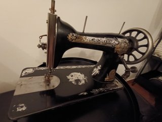 Máquina de coser Singer antigua año 1908.