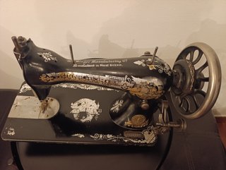 Máquina de coser Singer antigua año 1908.