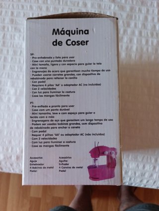 Máquina de coser de juguete 6+