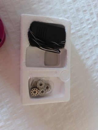 Máquina de coser de juguete 6+