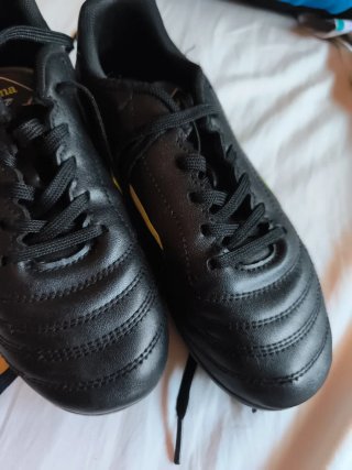 Botas fútbol niño Joma Talla 34 Multitaco
