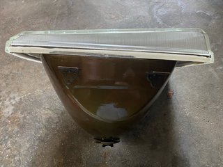 Farol Peugeot 304