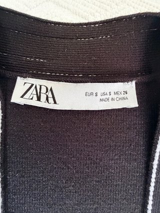 Cárdigan largo Zara punto negro
