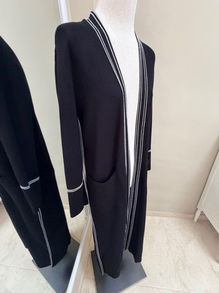 Cárdigan largo Zara punto negro