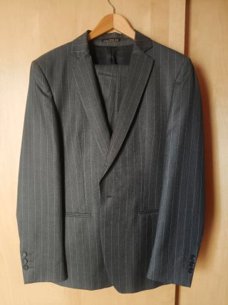 Traje Zara Man Raya Gris
