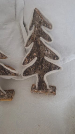 Pareja de árboles de corcho y madera