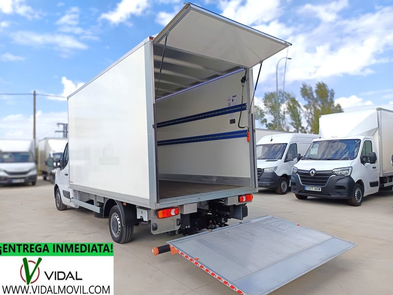 Renault Master 2024