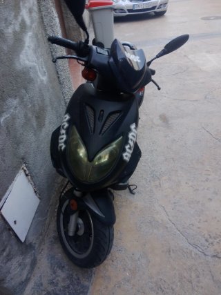 Scooter Wildlander Negra AC/DC
