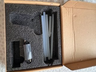 Pistola de Silicona Negra Portatil