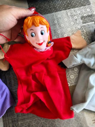 Marionetas Caperucita Roja y Lobo