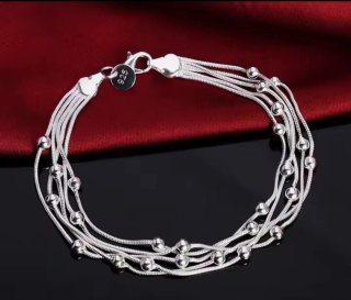 Pulsera de plata con bolitas