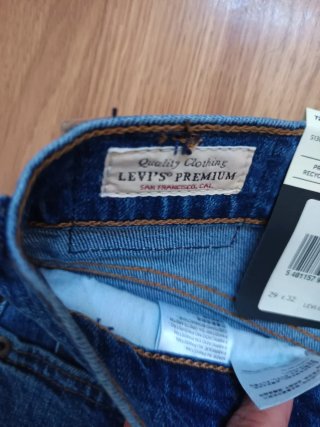 Pantalones vaqueros Levi's 724 High-Rise Straight