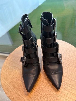Botín piel negro hebillas T.38 (talla 37,5)