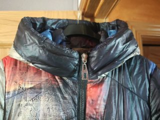 Cazadora de invierno estampada