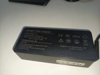 Adaptador USB-C 65W para Portátil