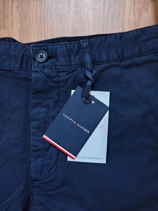 Pantalones Tommy Hilfiger  NUEVOS CON ETIQUETAS