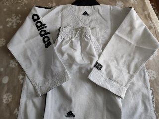 Dobok Taekwondo Daedo