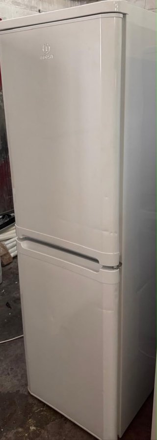 FRIGORÍFICO COMBI NO FROST INDESIT BLANCO
