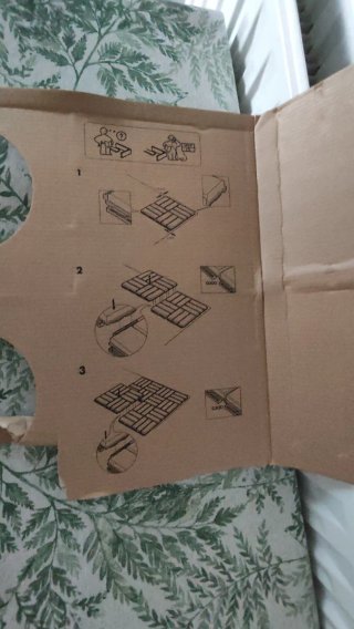 Suelo de madera RUNNEN IKEA