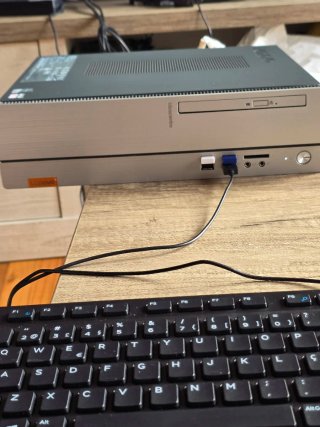 Lenovo IdeaCentre 310s PC Escritorio
