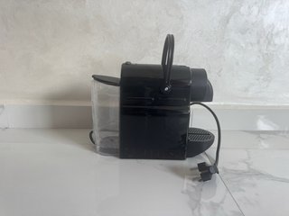 Cafetera Nespresso Inissia DeLonghi