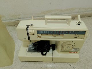 Máquina de coser Singer Electronic 2118