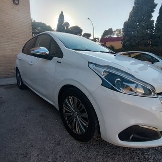Peugeot 208 2019